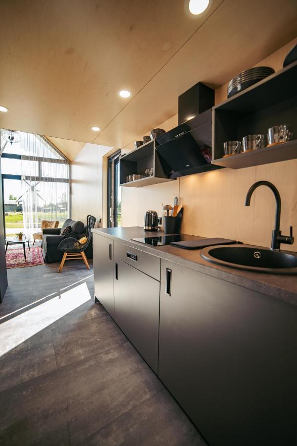 Apartamenti Vejdzirnavas Вентспілс Екстер'єр фото