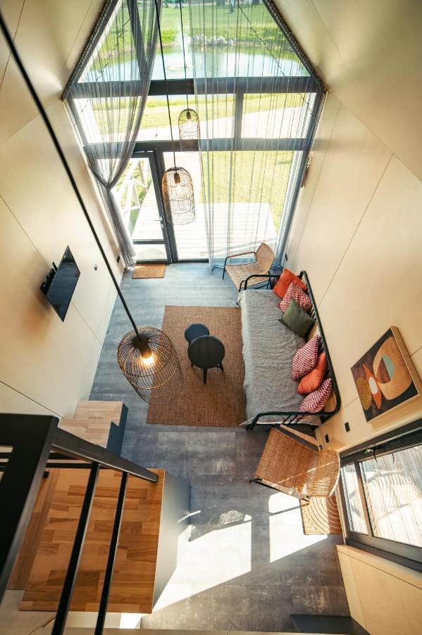Apartamenti Vejdzirnavas Вентспілс Екстер'єр фото